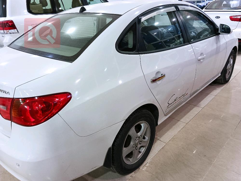هيونداي النترا